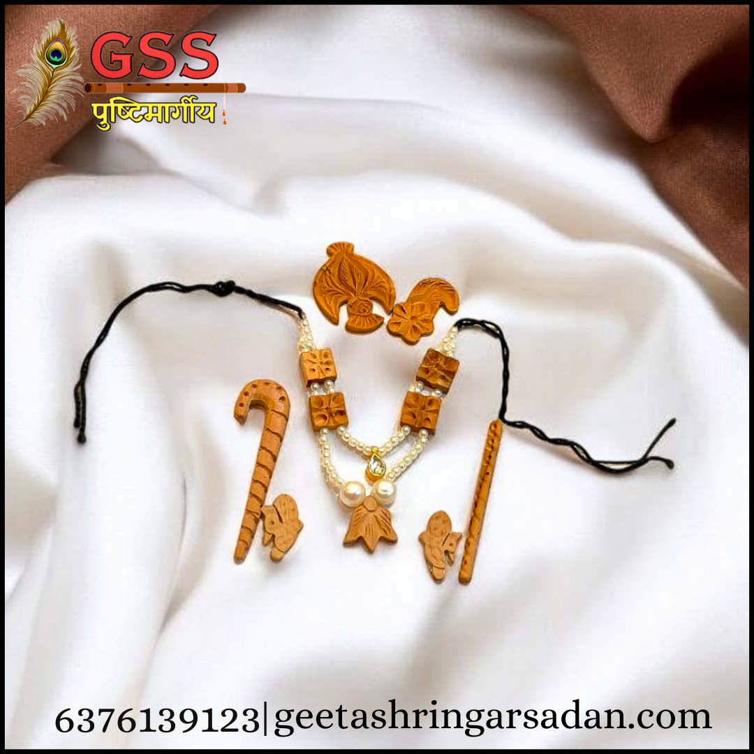 Chandan Moti Shringar